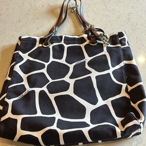 Michael Kors Brown Giraffe Jet Set Vintage Tote Bag